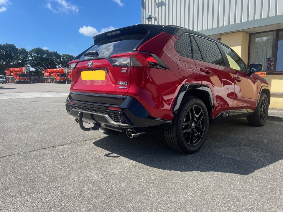 Need a towbar? Head straight to Macsalvors  